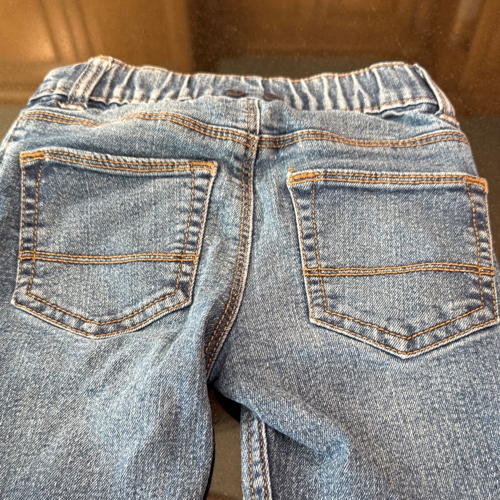Oshkosh B’gosh Blue Jeans - Picture 6 of 7